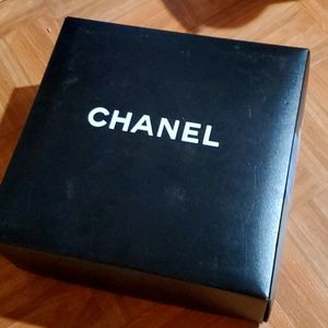 Chanel Box